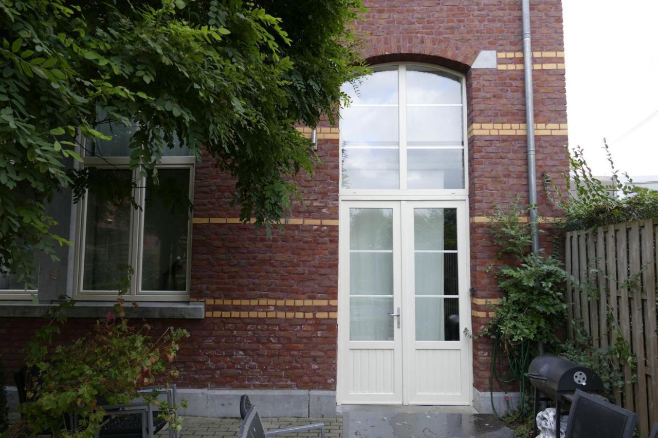 De Oude School Apartment Vise Exterior photo